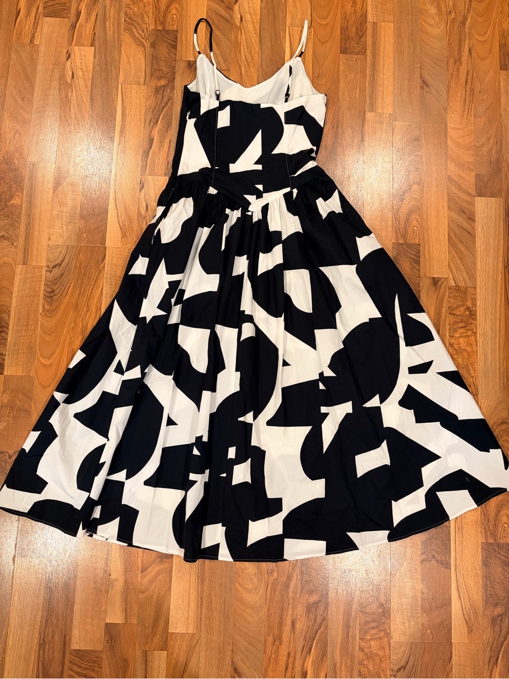 Express Black & White Sleeveless Maxi Dress - Picture 9 of 13